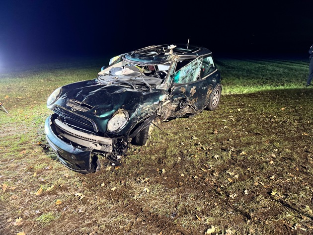 POL-STD: 31-jähriger Autofahrer bei Unfall in der Gemarkung Revenahe-Kammerbusch verletzt