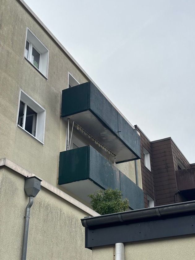 FW Datteln: Wohnungsbrand auf der Castroper Straße- Feuerwehr Datteln im Einsatz