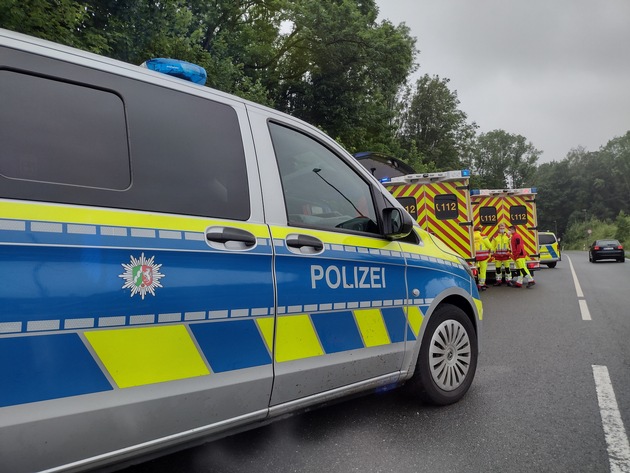 FW-Heiligenhaus: Verkehrsunfall auf der Ratinger Straße (Meldung 17/2021)