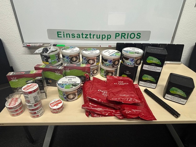 POL-D: Stadtgebiet Düsseldorf - Bilanz gemeinsamer Schwerpunkteinsatz mit dem Zoll - Kontrollen in mehreren Geschäften - 13 Strafverfahren durch die Polizei eingeleitet - Festnahme