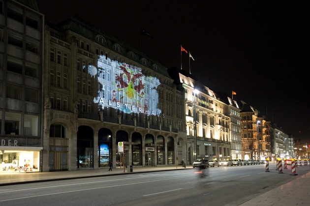 Xbox Live geht auf die Straße / Lichtinstallation der Londoner Streetart Ikone Sunil Pawar gibt Startschuss für Xbox Live Kampagne.