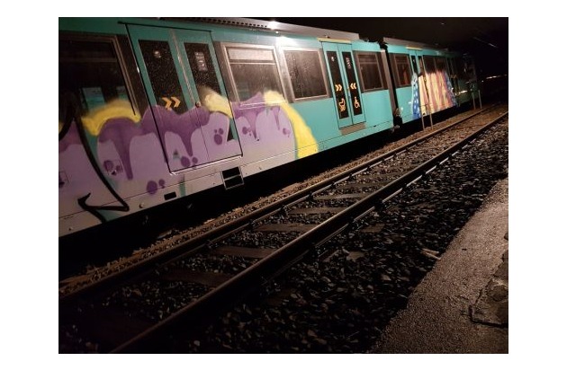 POL-F: 200306 - 0221 Frankfurt - Heddernheim: Graffitisprayer aus Spanien auf frischer Tat ertappt