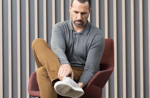 medi GmbH & Co. KG: Plantarfasziitis erkennen und behandeln: Orthop&auml;dische Einlagen bieten Hilfe bei Fersenschmerzen