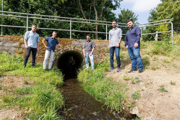 Nachhaltiger Umgang mit Regen- und Siedlungsabwasser: Software plant und optimiert Entwässerungssysteme automatisch