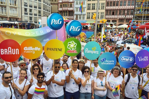 Chancengleichtheit für LGBT*IQ: Procter &amp; Gamble erhält Global Leader Network Award der PROUT AT WORK Foundation