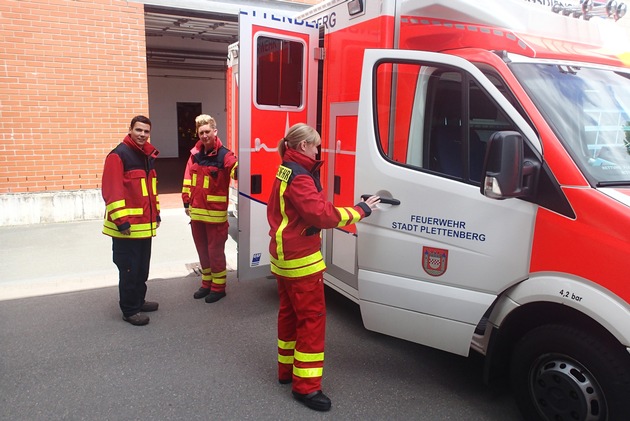 FW-PL: Vorsitzender und Bürgermeisterkandidat der CDU als Hospitant zu Besuch in der Feuer- und Rettungswache in Plettenberg