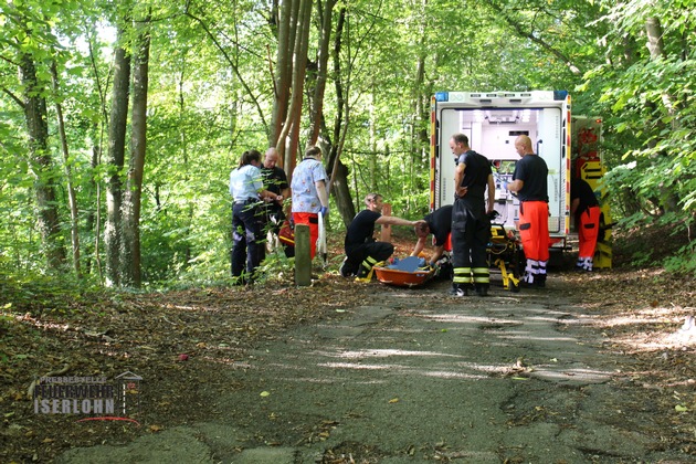 FW-MK: Rettungsaktion im Wald