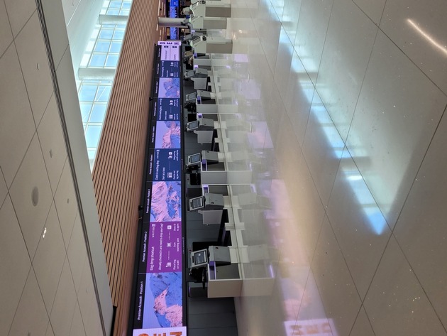 Automatisierte Gepäckaufgabe am Denver International Airport eröffnet / Deutscher IT-Partner Materna IPS realisierte die Installation