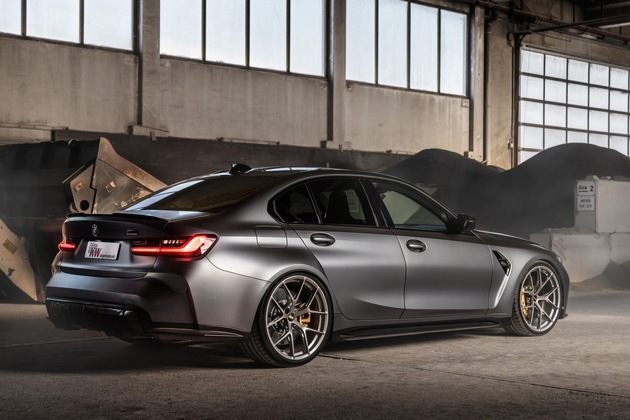 Available now for BMW M3 (G80) and BMW M4 (G82): Compression and rebound adjustable KW V3 coilover suspension kit