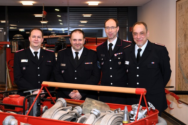 FW-PI: Viele Wahlen beim L&ouml;schzug Gefahrgute Kreis Pinneberg