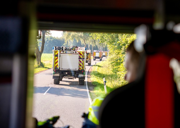 FW-OLL: ++ Korrekturmeldung, weitere Hilfsorganisation nicht erw&auml;hnt ++ Kreisfeuerwehrbereitschaft des Landkreises Oldenburg &uuml;bt erstmals in neuer Struktur im Landkreis Nienburg mit 172 Einsatzkr&auml;ften.