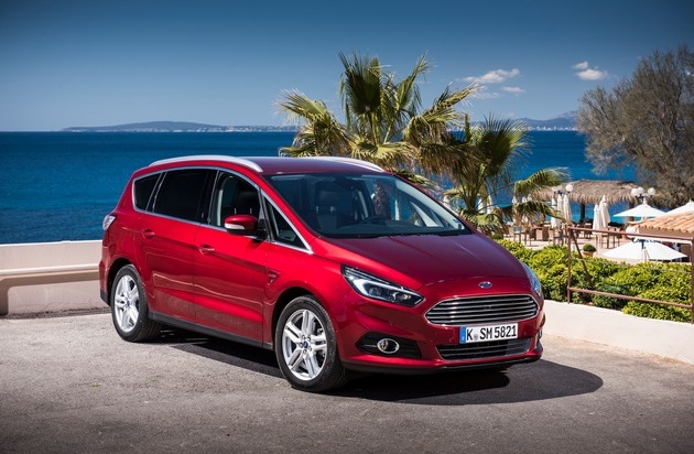 Ford-Werke GmbH: Starke Flotte: Ford erzielt im ersten Halbjahr rund 30 Prozent Plus bei gewerblichen Neuzulassungen (FOTO)