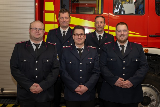FW-RD: Jahreshauptversammlung der Feuerwehr Osterrönfeld - Rückblick, Ehrungen und Ausblick
