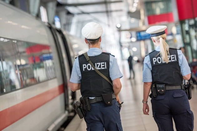 Bundespolizeidirektion München: Bundespolizeidirektion München erlässt temporäre Mitführverbote für gefährliche Gegenstände an acht bayerischen Bahnhöfen und zwei S-Bahnhaltepunkten in München