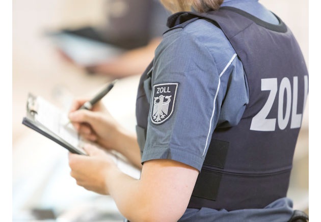HZA-F: Zoll nimmt Paketdienstleister in Frankfurt am Main ins Visier- Bundesweite Schwerpunkprüfung gegen Schwarzarbeit und illegale Beschäftigung