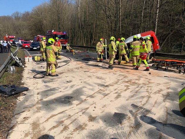 FW-Stolberg: Zwei Schwerverletzte bei Unfall