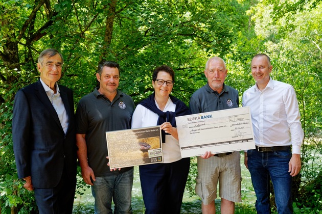 Presse-Information: Quappen-Projekt beim Naturschutzwettbewerb „Unsere Heimat &amp; Natur“ ausgezeichnet