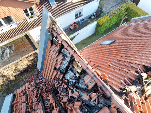FW Datteln: Dachstuhlbrand