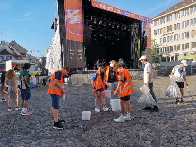 Medienmitteilung: «Jugendkulturfestival Basel: Im direkten Gespräch gegen Littering»