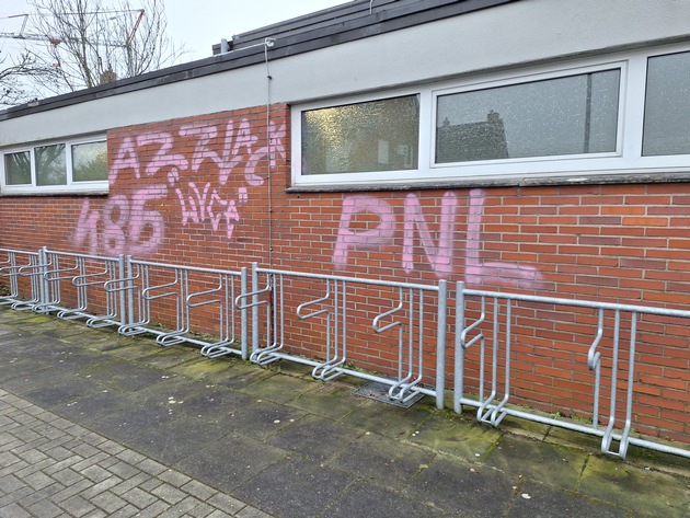 POL-EL: Schüttorf - Mehrere Graffiti-Schmierereien - Polizei sucht Zeugen