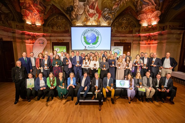 55 Marken sowie Katharina Rogenhofer in Wien als &quot;GREEN BRANDS Austria&quot; ausgezeichnet / Auch der Österreichische Umweltjournalismus-Preis wurde im Rahmen der Gala verliehen