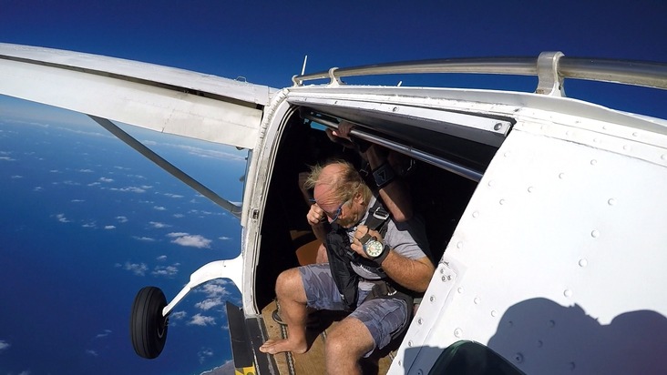 Konny im freien Fall: Staffelauftakt von &quot;Die Reimanns - Ein außergewöhnliches Leben&quot; am Montag bei RTL II