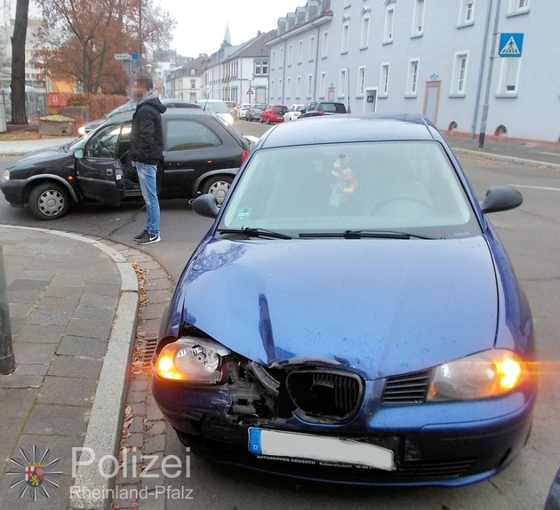 POL-PPWP: Vorfahrt genommen - wirtschaftlicher Totalschaden