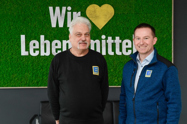 Presse-Information: Mitarbeiter für 40 Jahre Betriebszugehörigkeit geehrt