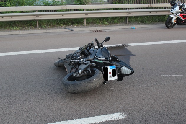 POL-PDKL: Motorradunfall zwar mit Glück im Unglück, aber ohne Führerschein