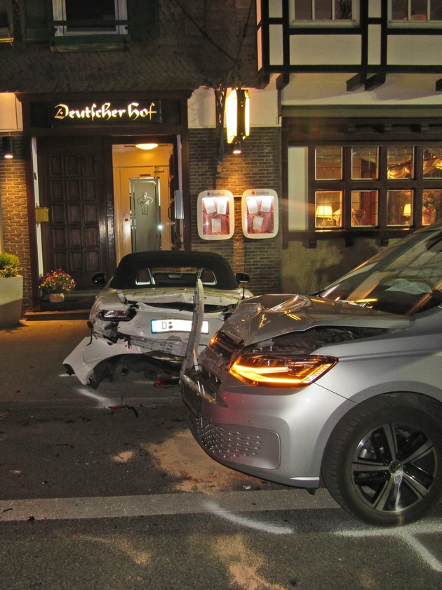 POL-ME: Unfallfahrer war betrunken: 56-jährige Düsseldorferin eingeklemmt und schwer verletzt - Heiligenhaus - 220527