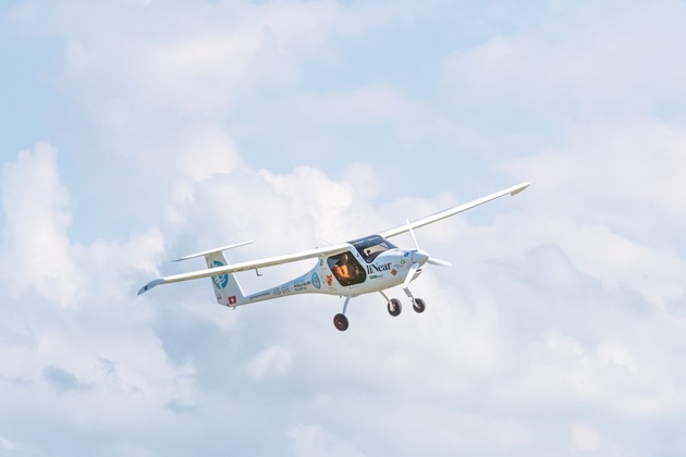 Weltneuheit am Seenachtfest Rapperswil-Jona: Erste Elektroflugzeug-Show