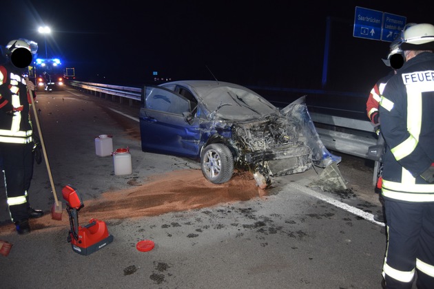 POL-PDKL: A6/Landstuhl, Zwei Leichtverletzte bei Auffahrunfall