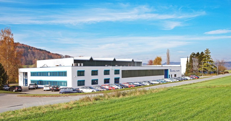 Umfirmierung von METALL + PLASTIC GmbH in OPTIMA pharma containment GmbH