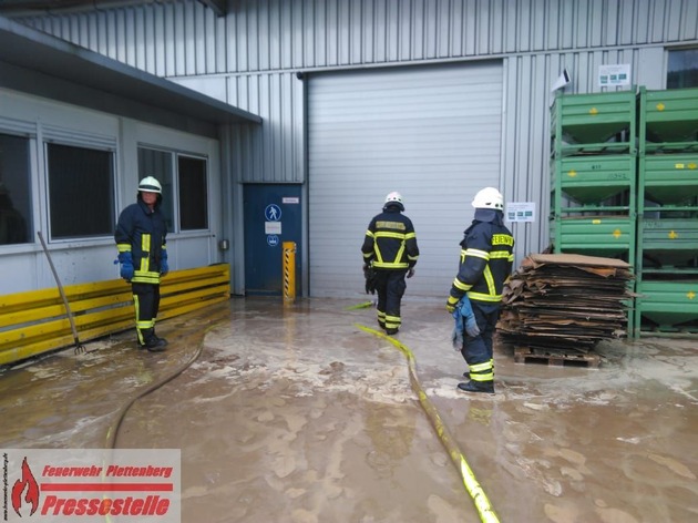 FW-PL: Gewitter mit Starkregen sorgte für zahlreiche Einsätze bei der Plettenberger Feuerwehr.
