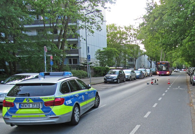 POL-ME: Unfall mit Funkstreifenwagen: 82-jährige Ratingerin schwer verletzt - Ratingen - 2005013