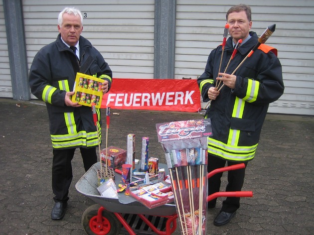 FW-LFVSH: SILVESTERFEUERWERK: Feuerwehr gibt Tipps und Hinweise