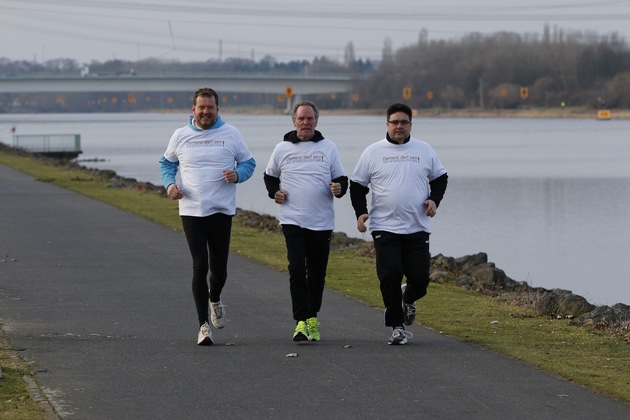 Ausdauersport gegen Demenz: Ford-Laufgruppe will mehr Bewusstsein für die Krankheit schaffen (FOTO)