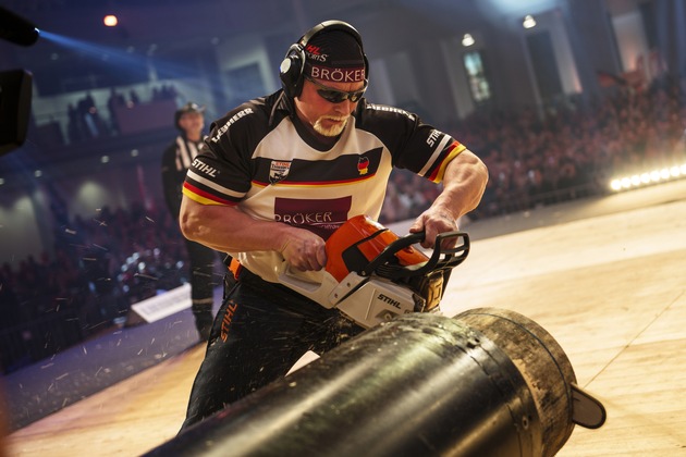 Spektakuläres Ergebnis der STIHL TIMBERSPORTS® Weltmeisterschaft 2015 / Neue Weltrekorde mit Axt und Säge