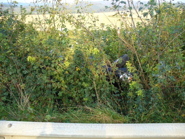 POL-NOM: Verkehrsunfall - Fahrerin wurde schwer verletzt -(Bilder im Anhang)