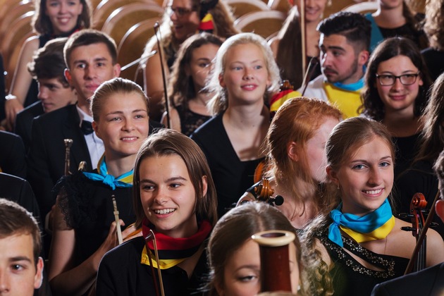 Bundesjugendorchester und Ukrainisches Jugendorchester geben gemeinsam Benefizkonzerte in Berlin, Hannover und Köln