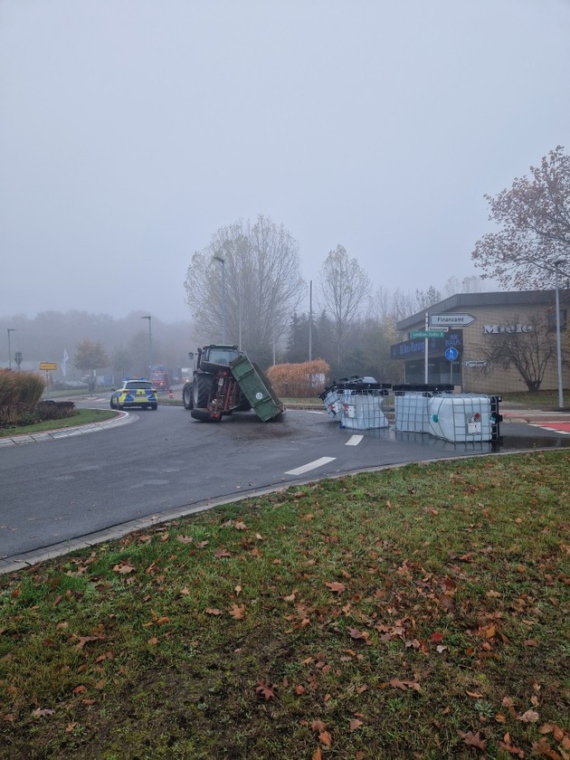 POL-ROW: Gefahrgutunfall in Zeven: 1.000 Liter Säure ausgelaufen - eine Person verletzt