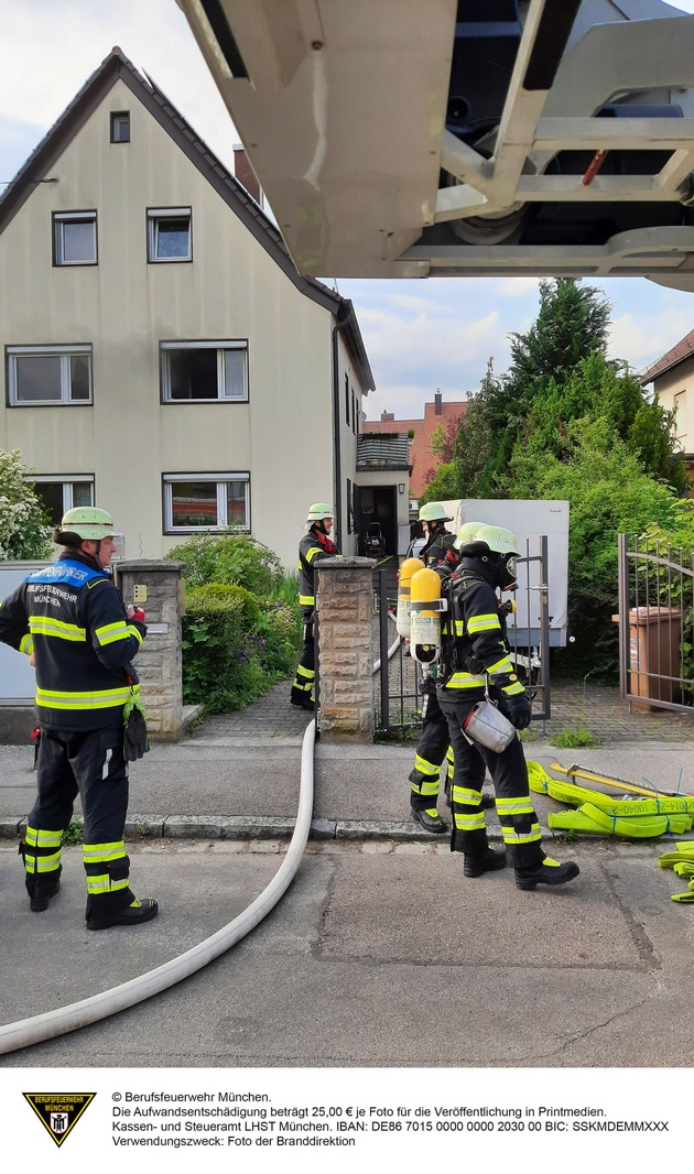 FW-M: Küchenbrand in Zweifamilienhaus (Hasenbergl)