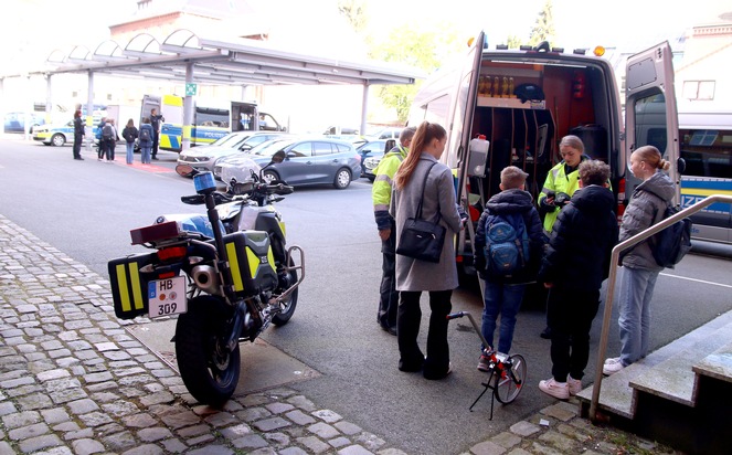 POL-Bremerhaven: Spannender Blick hinter die Kulissen - Girls´- und Boys´-Day 2023 bei der Polizei Bremerhaven