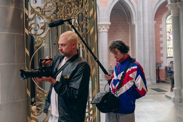 Studierende produzieren Dokumentarfilm über Gruppendynamik