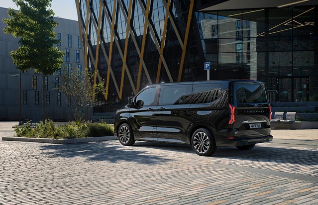 Komplett neu entwickelter E-Tourneo Custom von Ford Pro ist ab sofort europaweit bestellbar