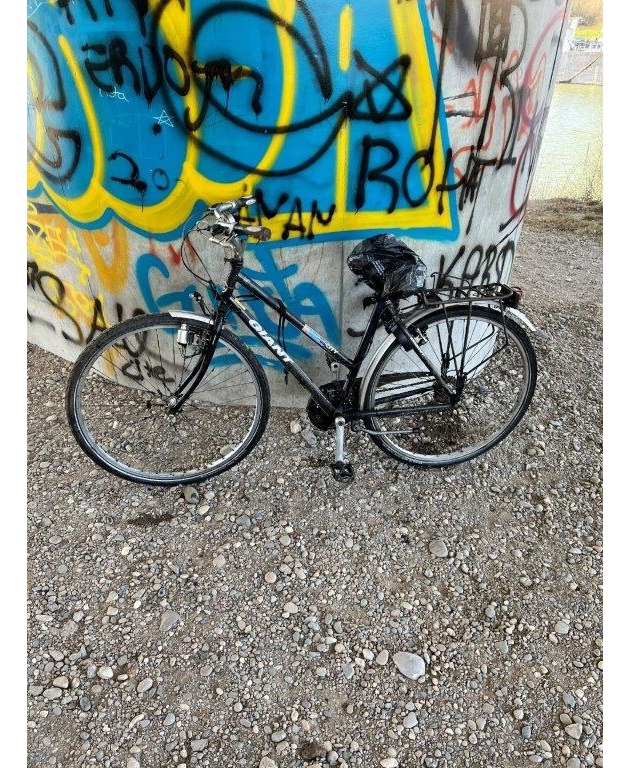 POL-OG: Kehl - Fahrradbesitzer gesucht (FOTO)