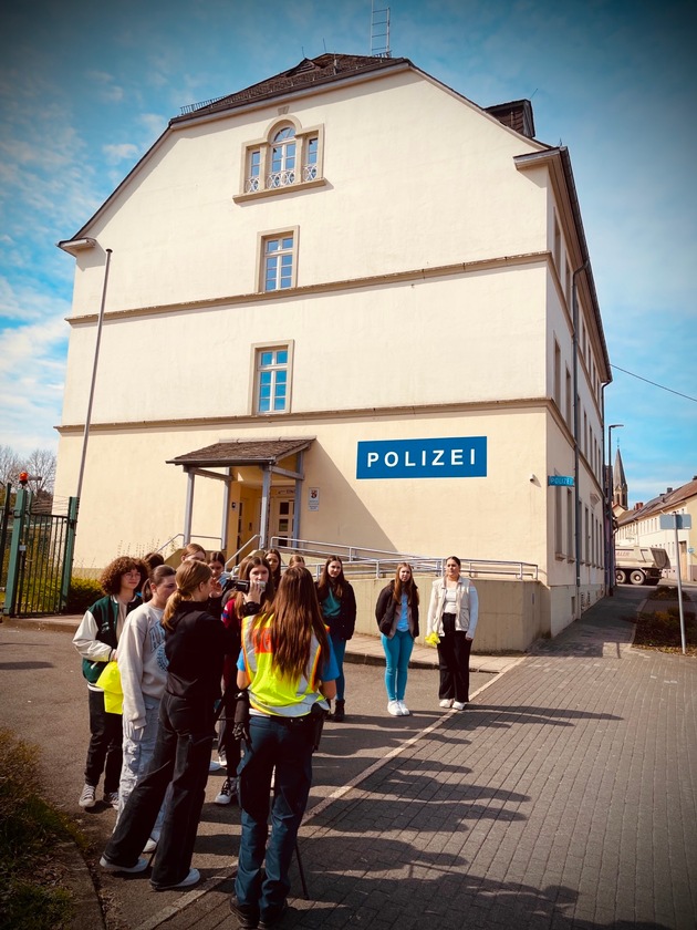 POL-PDTR: Girls Day bei der Polizei Birkenfeld