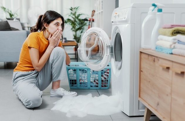 Wertgarantie: Reparaturkosten treffen Verbraucher: Schon 100 Euro für defekte Elektrogeräte bringen viele ans Limit / Studie zeigt große Verunsicherung bei Verbrauchern