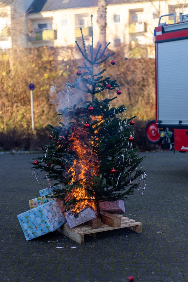 FW-LFVSH: Feuerwehr gibt Tipps für eine sichere Winter- und Weihnachtssaison