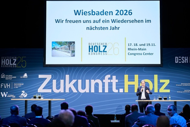 Rekordbeteiligung beim Deutschen Holzkongress 2025 in München
